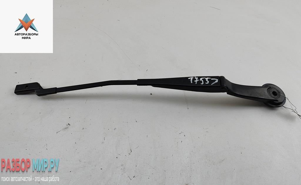 Щеткодержатель (поводок стеклоочистителя) передний Ford Focus 3 поколение 2013, 1.0 л., бензин, МКПП, чёрный, хетчбэк 5 дв., BM5117526BB - фото №1