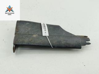 молдинг переднего левого крыла Audi A4 B5 [рестайлинг] 1998, 1.6 л., бензин, МКПП, чёрный, седан, 8D0853579D