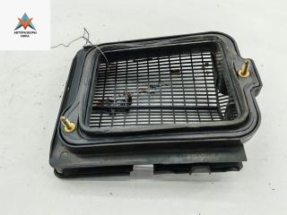корпус салонного фильтра Audi 80 8C/B4 1991, 2.0 л., бензин, МКПП, серый, седан, 893819098B