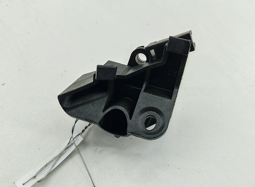 ручка открывания капота Audi A6 C6 2004, 2.0 л., дизель, МКПП, чёрный, седан, 4F1823633B