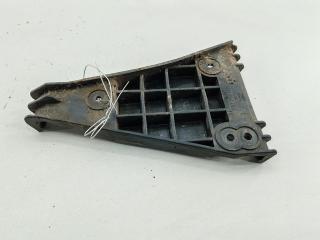 кронштейн переднего бампера Audi A4 B5 1998, 1.6 л., бензин, МКПП, чёрный, седан, 8D0807283