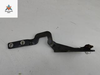 петля капота левая Audi A8 D2/4D [рестайлинг] 2000, чёрный, седан, 4D0823301