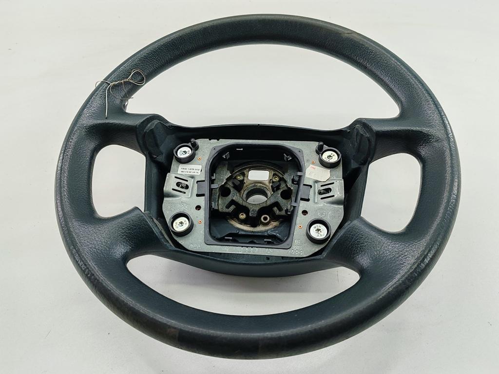 руль Audi A4 B5 2000, 1.8 л., бензин, АКПП, жёлтый, седан, 4B0419091AR