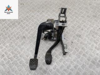 узел педальный (блок педалей) Audi A4 B6 2003, 2.0 л., бензин, МКПП, серый, седан, 8E1721117A