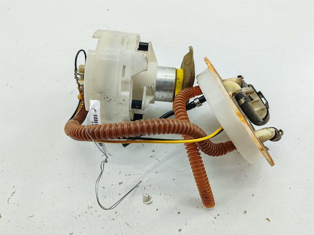насос топливный Audi A6 C5 1999, 2.8 л., бензин, АКПП, синий, универсал, 4B0906087B