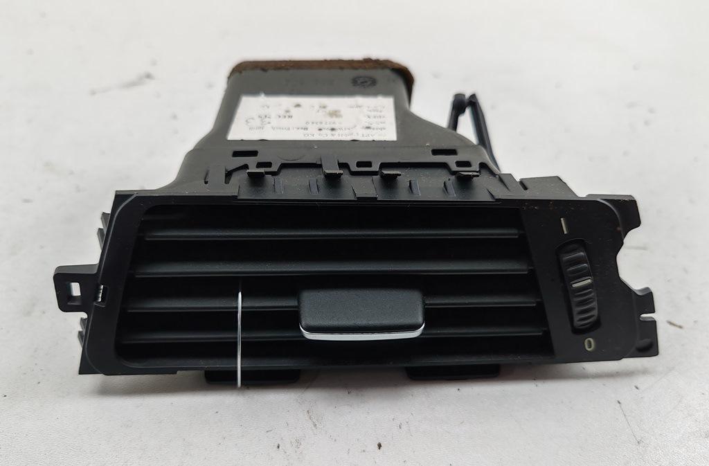 дефлектор обдува салона BMW 3 E90/E91/E92/E93 2006, 2.0 л., бензин, МКПП, чёрный, седан, 6922634 - фото №1