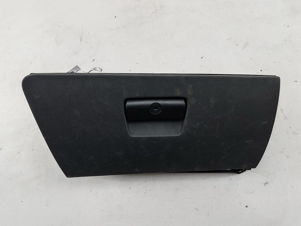 бардачок BMW 3 E90/E91/E92/E93 2006, 2.0 л., бензин, МКПП, серый, универсал, 7075479