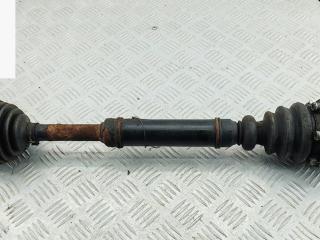 полуось передняя левая (приводной вал, ШРУС) Audi A4 B5 1997, 1.6 л., бензин, МКПП, синий, седан
