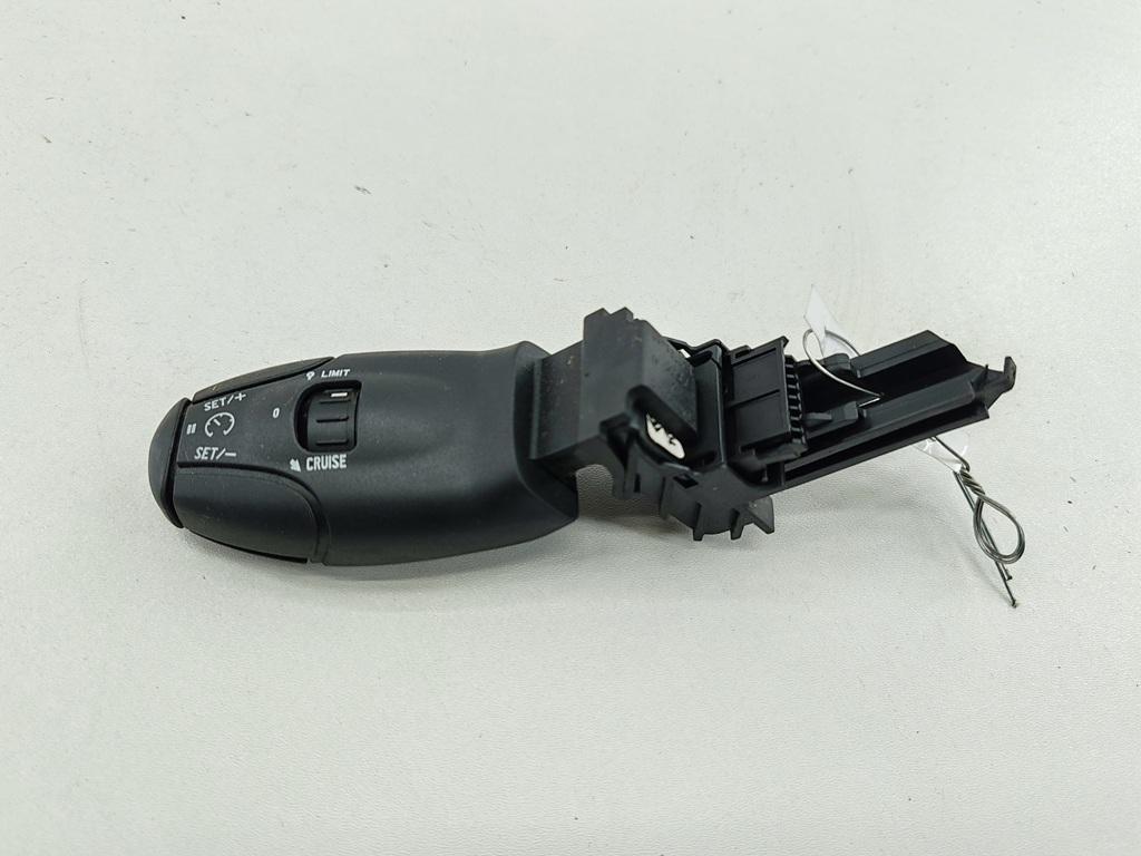 переключатель круиз-контроля Citroen C5 2005, 2.0 л., дизель, МКПП, серый, универсал, 96470494XT