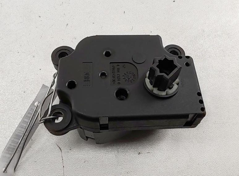 моторчик заслонки печки Citroen C5 2005, 2.0 л., дизель, МКПП, серый, универсал, 4PUH19E616AB