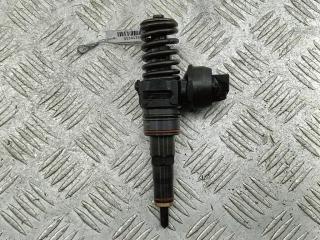 форсунка Volkswagen Golf 4 поколение 2001, 1.9 л., дизель, МКПП, серый, универсал, 038130073AQ, 0414720213