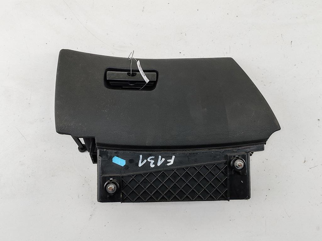 бардачок BMW 5 E39 1999, 2.5 л., бензин, МКПП, серый, седан