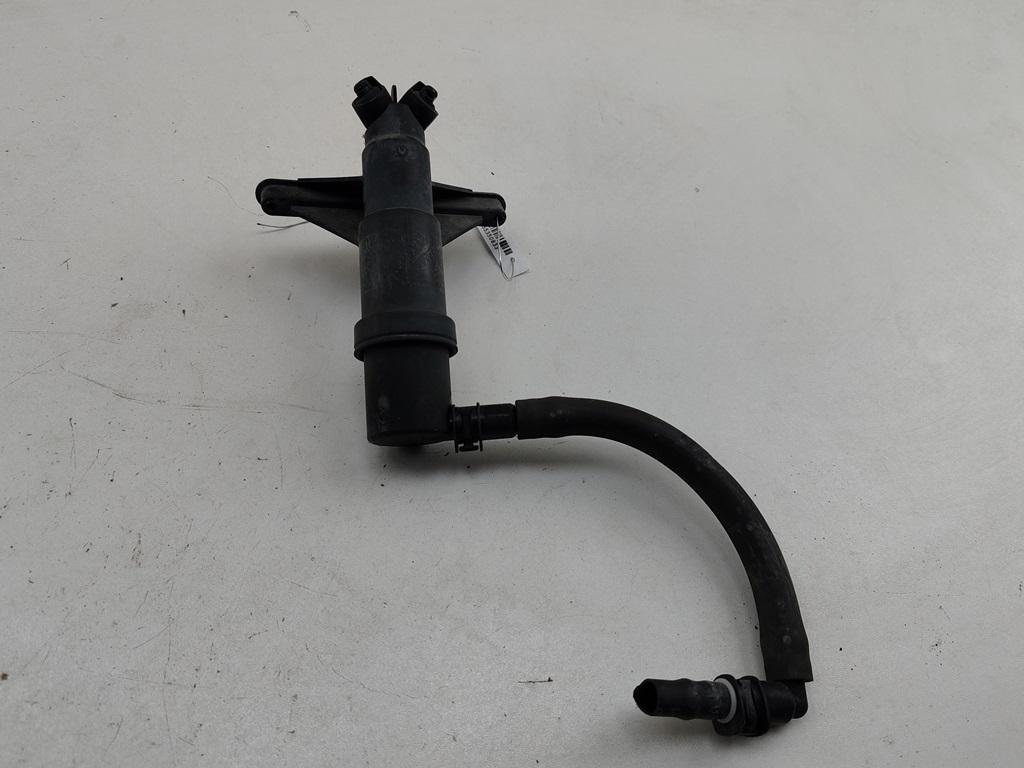 форсунка омывателя фары BMW 5 серия E60/E61 2006, 2.5 л., бензин, АКПП, чёрный, седан - фото №1