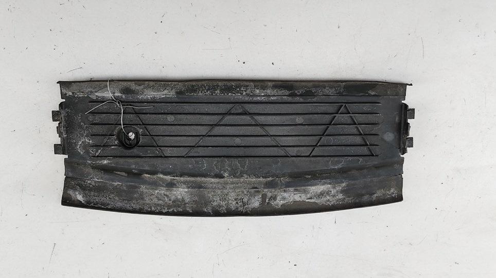 воздуховод BMW 5 E60/E61 2006, 2.5 л., бензин, АКПП, чёрный, универсал, 51717050651