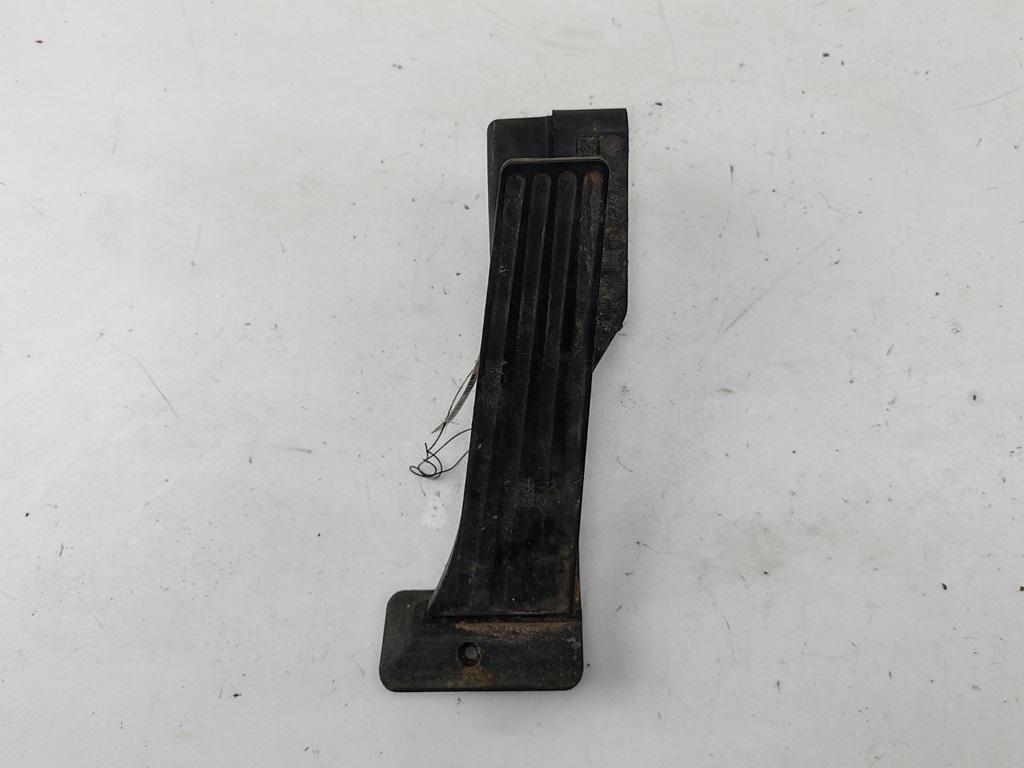 педаль BMW X1 E84 2011, 2.0 л., дизель, АКПП, чёрный, внедорожник 5 дв.