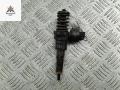 форсунка Volkswagen Touareg 1 поколение 2005, 2.5 л., дизель, АКПП, чёрный, внедорожник 5 дв., 07Z130073F, 0414720210 - фото №2