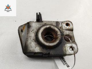 замок капота BMW 3 серия E36 1996, 1.8 л., бензин, МКПП, зелёный, универсал, 8122270