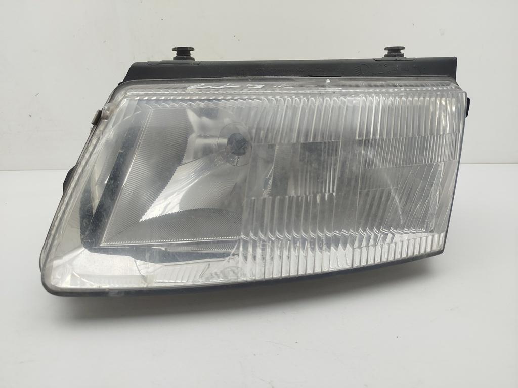 фара левая Volkswagen Passat B5 1997, 1.6 л., бензин, МКПП, серый, седан, 14742500