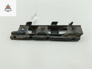 кронштейн переднего бампера Volkswagen Passat B6 2008, 2.0 л., дизель, АКПП, серый, универсал, 3C0807184