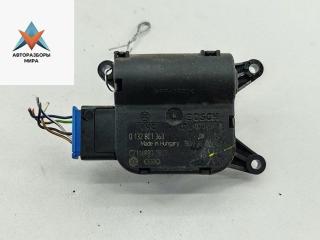 моторчик заслонки печки Volkswagen Passat B6 2005, 2.0 л., дизель, АКПП, серый, универсал, 0132801363