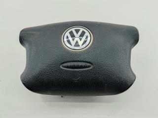 подушка безопасности водителя Volkswagen Golf-4 2001, 1.9 л., дизель, МКПП, серый, универсал, 3B0880201AS