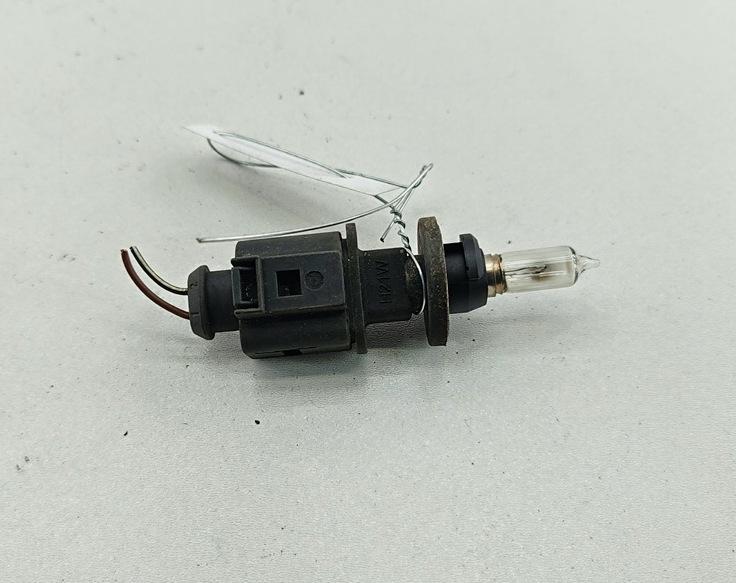 Патрон лампы указателя поворота Volkswagen Passat B6 2008, 2.0 л., дизель, АКПП, серый, универсал