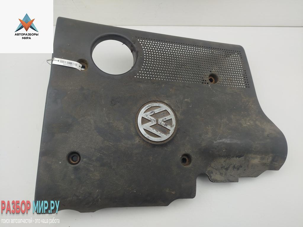 декоративная крышка двигателя Volkswagen Passat B5 1999, 1.6 л., бензин, МКПП, серый, универсал, 06B103935J - фото №1