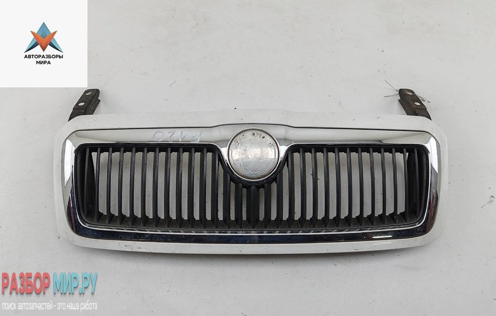 решетка радиатора Skoda Octavia mk1 (A4 1U) 2007, белый, хетчбэк 5 дв., 1U0853651F - фото №1