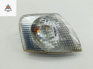 Поворотник (указатель поворота) правый Volkswagen Passat B5 1998, 1.9 л., дизель, МКПП, чёрный, универсал, 3B0953050C