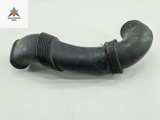 патрубок воздушного фильтра Volkswagen Touareg 1 поколение 2005, 2.5 л., дизель, 7L6129609A