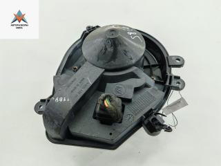 моторчик печки Volkswagen Passat B5 1998, 1.8 л., бензин, МКПП, красный, универсал, 8D1820021