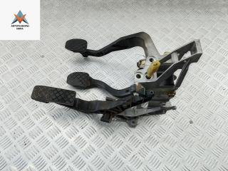 узел педальный (блок педалей) Volkswagen Passat B5 1998, 1.8 л., бензин, МКПП, чёрный, универсал, 8D1721117D