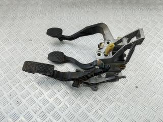 узел педальный (блок педалей) Volkswagen Passat B5 1998, 1.8 л., бензин, МКПП, чёрный, универсал, 8D1721117D