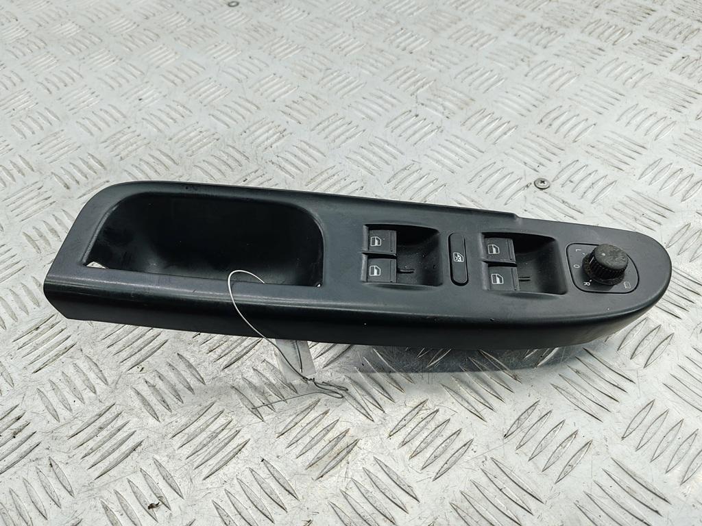 блок управления стеклоподъемниками Volkswagen Passat B6 2007, 2.0 л., дизель, МКПП, чёрный, универсал, 1K4959857