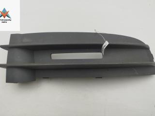 заглушка (решетка) в бампер Volkswagen Caddy 3 поколение 2005, 2.0 л., дизель, МКПП, белый, фургон, 2K0853684