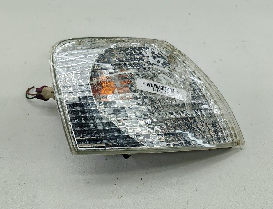 Поворотник (указатель поворота) правый Volkswagen Passat B5 1998, 1.8 л., бензин, МКПП, красный, универсал, 01-441-1516R