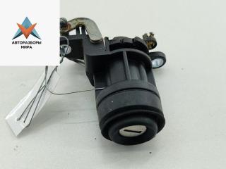 кнопка открытия багажника Volkswagen Passat B4 1995, 1.8 л., бензин, МКПП, синий, универсал