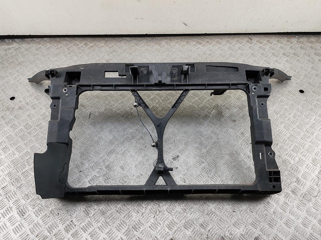 Рамка радиатора Mazda 5 2008, 2.0 л., дизель, МКПП, серый, минивэн, C23553110