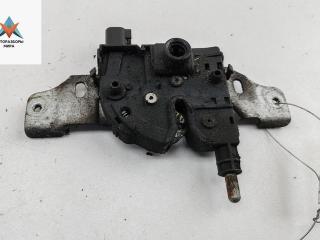 замок капота Ford Mondeo 3 поколение [рестайлинг] 2004, 1.8 л., бензин, МКПП, чёрный, хетчбэк 5 дв.