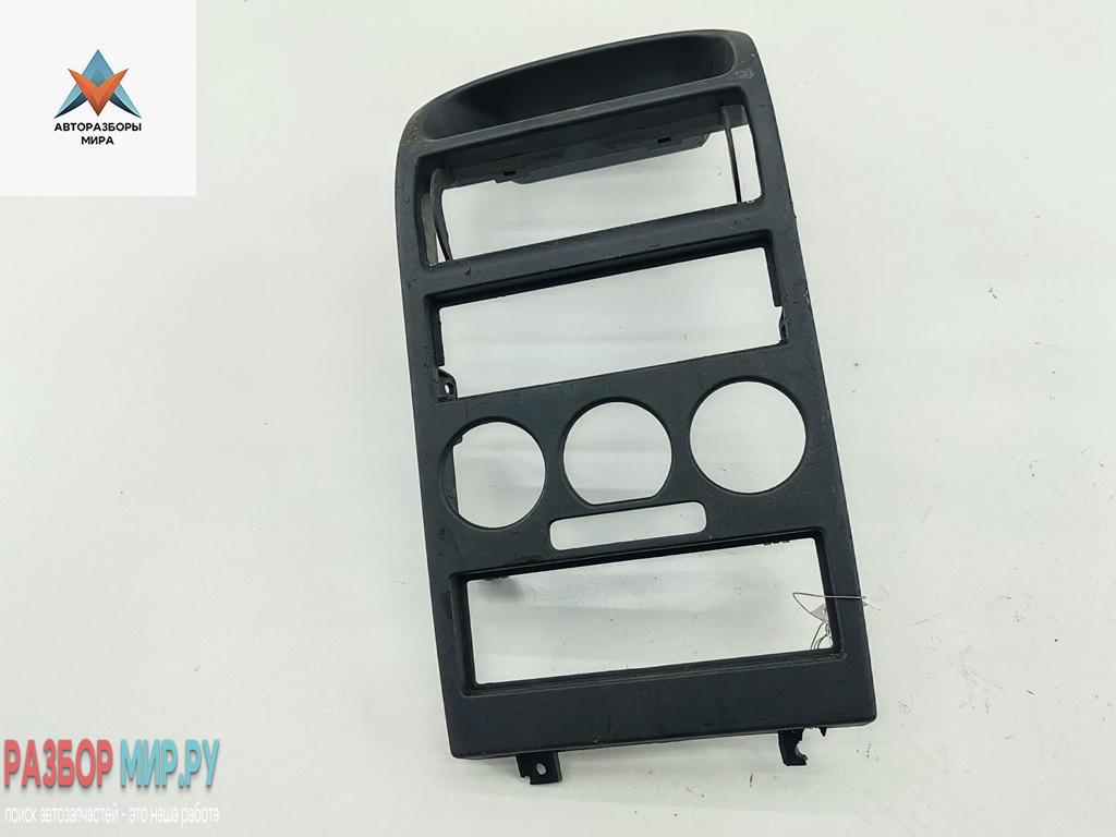 консоль салона (центральная часть) Opel Astra G 2000, 1.6 л., бензин, МКПП, красный, хетчбэк 5 дв., 90561237 - фото №1