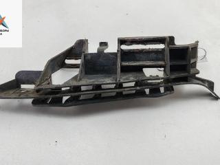 кронштейн переднего бампера Peugeot 307 1 поколение 2003, 1.6 л., бензин, МКПП, красный, универсал, 9643074580