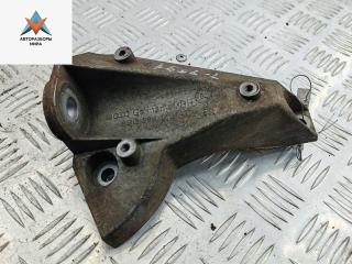 кронштейн КПП Audi A6 4B/C5 [рестайлинг] 2004, 2.5 л., дизель, АКПП, серый, универсал, 8D0399113AT