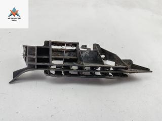 кронштейн переднего бампера Peugeot 307 1 поколение 2003, 1.6 л., бензин, МКПП, красный, универсал, 9643074480