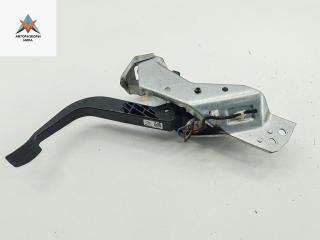 педаль сцепления Opel Zafira 2 поколение (B) [рестайлинг] 2008, 1.7 л., дизель, МКПП, чёрный, минивэн, 13208427