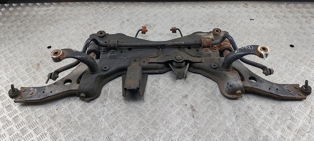 подрамник передний Ford Focus 2 поколение 2004, 1.6 л., i, бензин, МКПП, красный, универсал - фото №1
