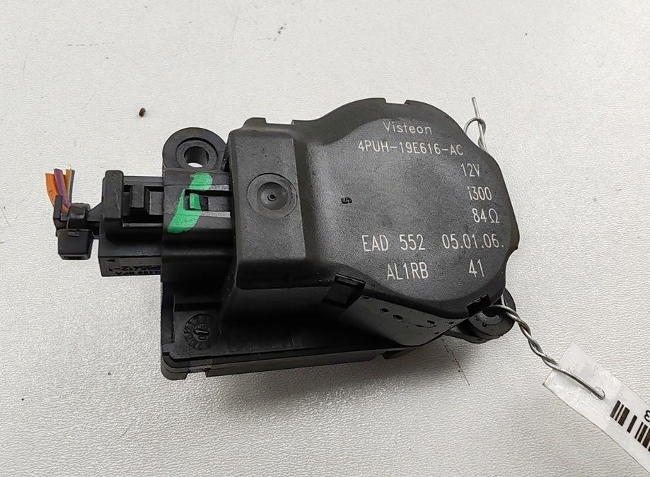 моторчик заслонки печки Citroen C5 2006, 1.8 л., бензин, МКПП, серый, хетчбэк 5 дв., 4PUH19E616