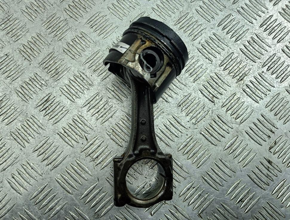 поршень Opel Astra H 2005, 1.7 л., дизель, МКПП, серый, универсал