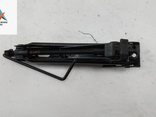 домкрат Opel Astra G 2000, 1.6 л., бензин, МКПП, красный, хетчбэк 5 дв., 09127172