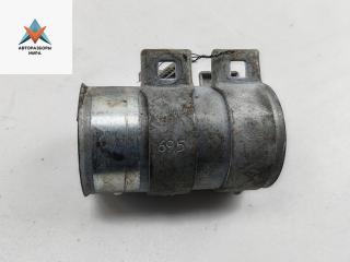 Часть глушителя Volkswagen Touareg 1 поколение [рестайлинг] 2007, 5.0 л., дизель, АКПП, серый, внедорожник 5 дв.