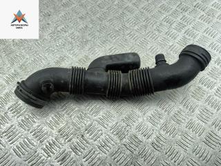 патрубок воздушного фильтра Volkswagen Transporter T4 2001, 2.5 л., дизель, 7D0129627B